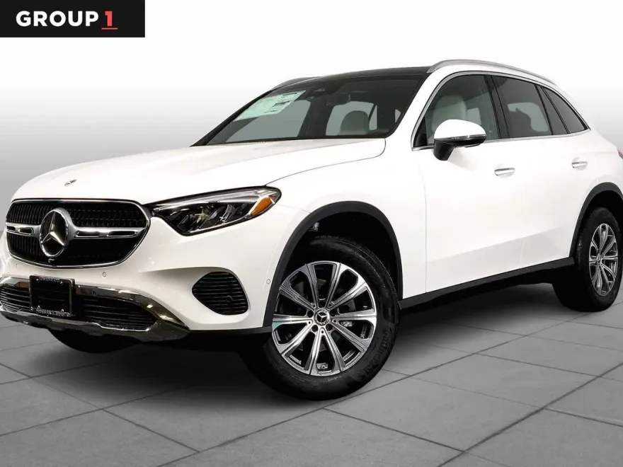 2025 Mercedes Benz GLC 300 4MATIC photo 1