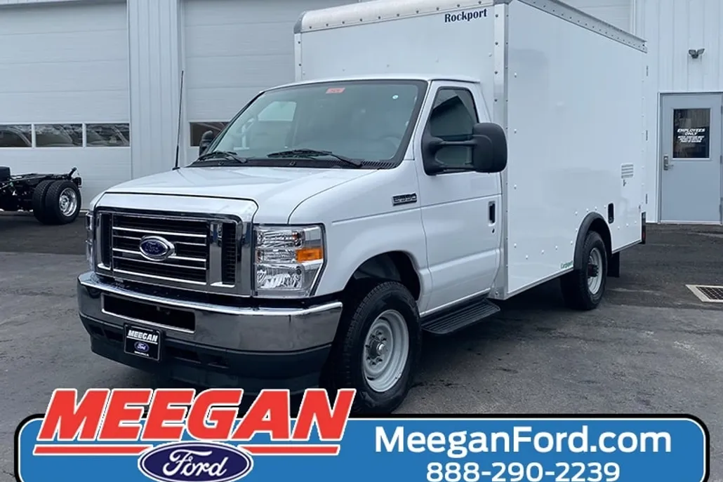 2024 Ford E-350 Base photo 1