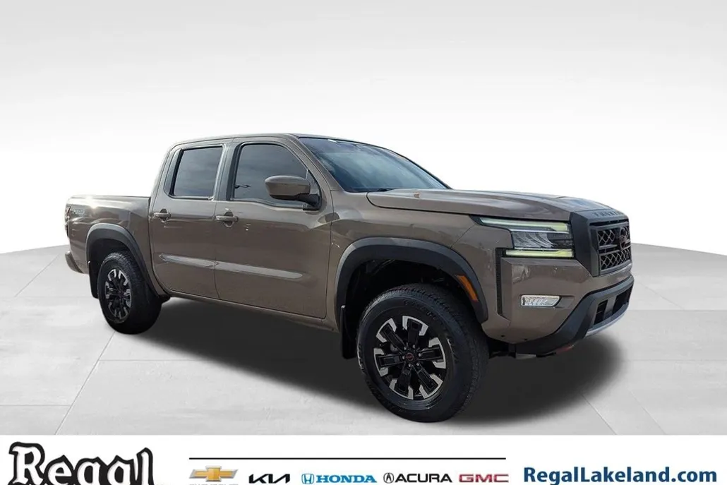 2023 Nissan Frontier PRO-4X photo 1