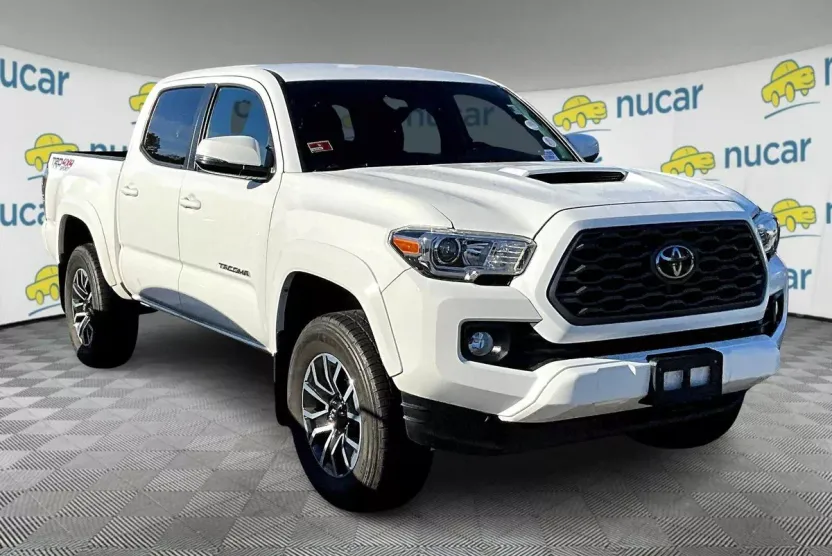 2021 Toyota Tacoma TRD Sport photo 1