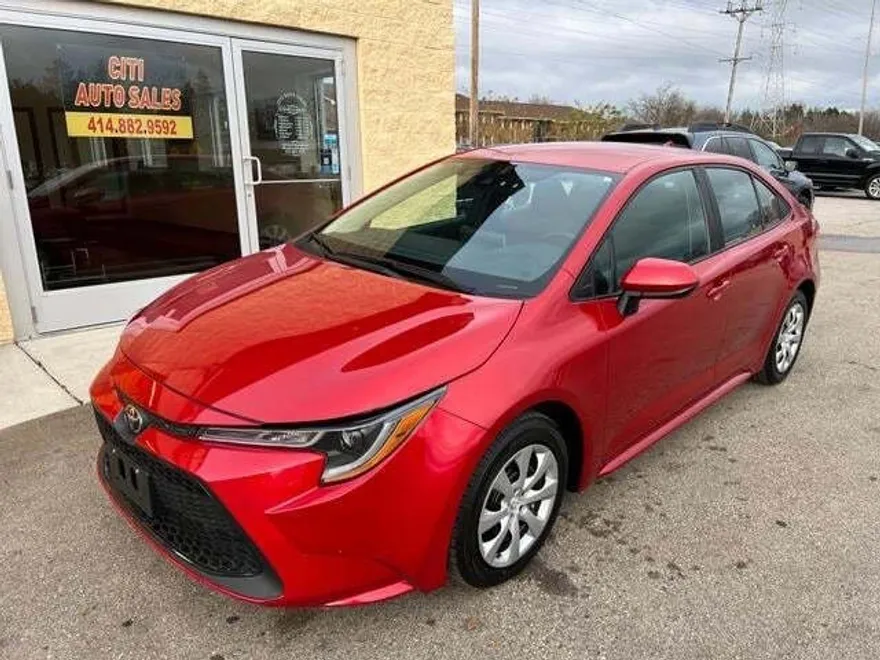 2021 Toyota Corolla LE photo 2