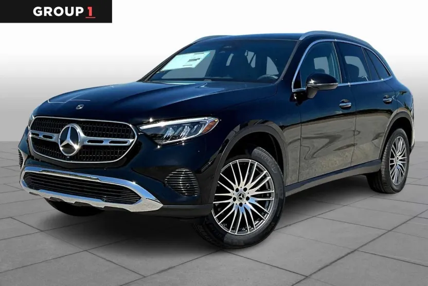 2026 Mercedes Benz GLC 300 photo 1