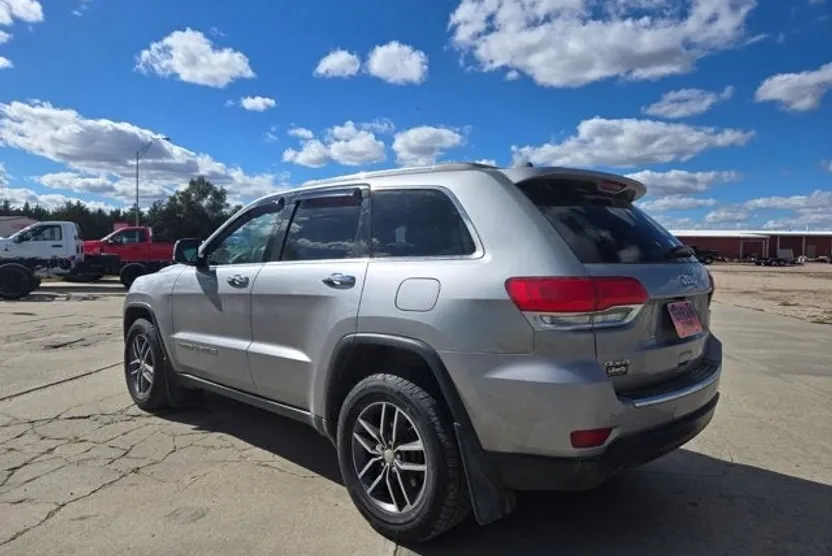 2018 Jeep Grand Cherokee Limited photo 1