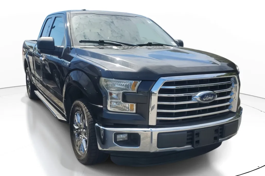 2015 Ford F-150 XLT photo 1