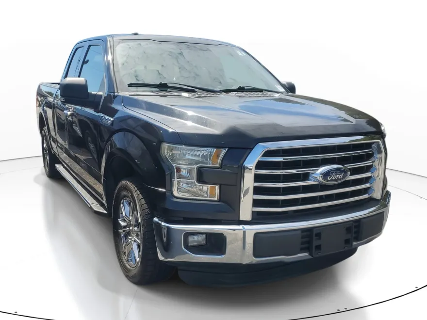 2015 Ford F-150 XLT photo 1