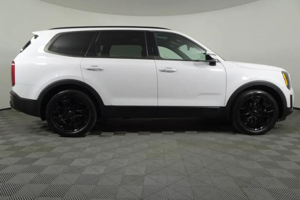 2021 Kia Telluride SX photo 1