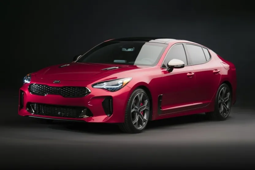 2018 Kia Stinger GT2 photo 1