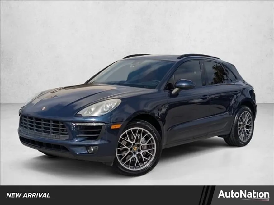2016 Porsche Macan S photo 1