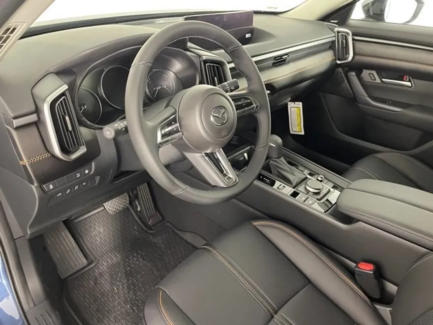 2025 Mazda CX-50 Premium photo 1