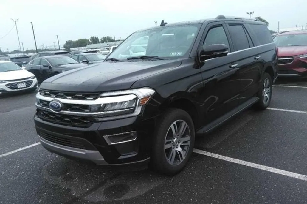 2024 Ford Expedition MAX Limited photo 1