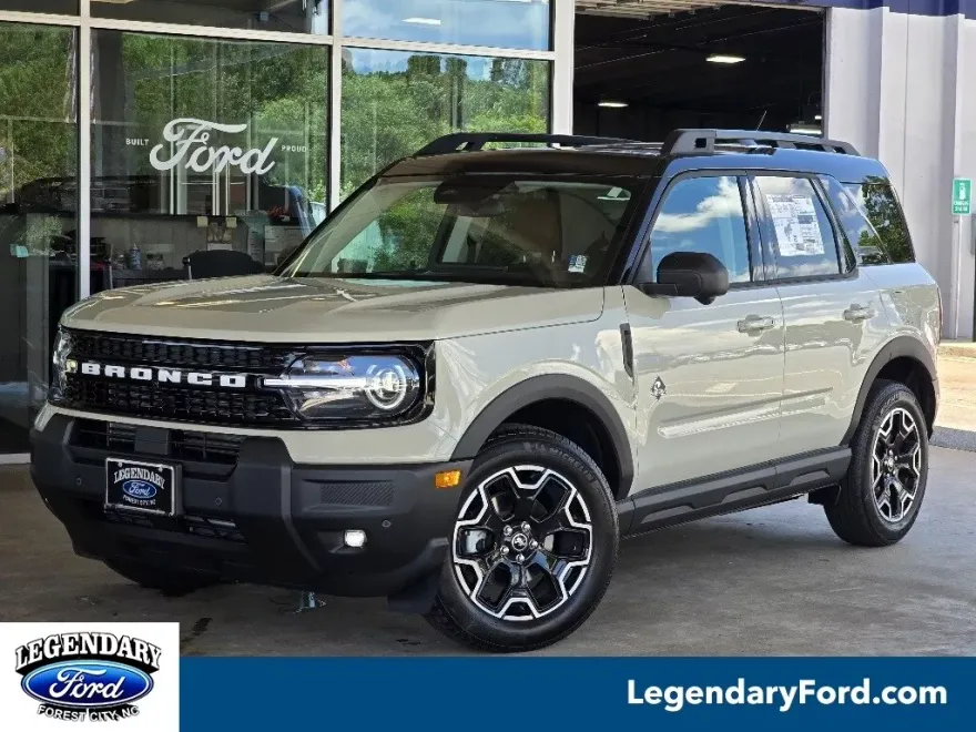 2025 Ford Bronco Sport Outer Banks photo 1