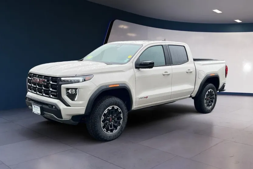 2026 Gmc Canyon AT4 photo 1