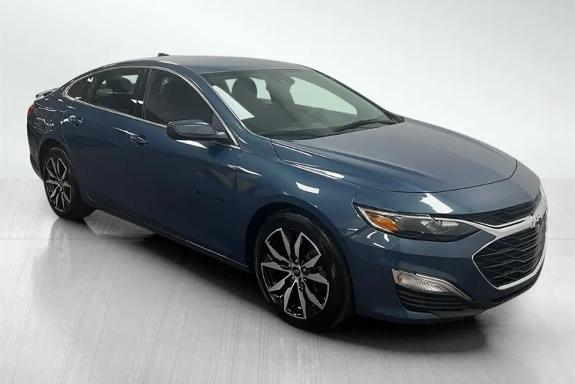 2024 Chevrolet Malibu RS photo 1