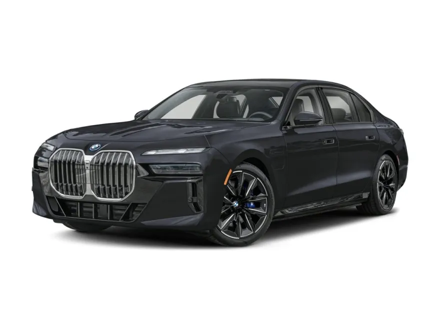 2026 Bmw 750e photo 1