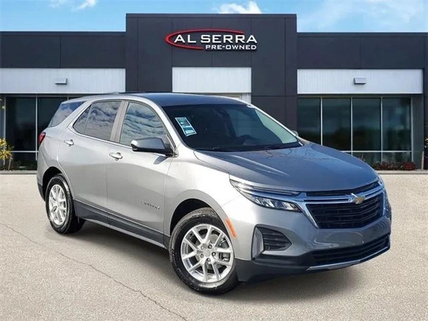 2024 Chevrolet Equinox LT photo 1
