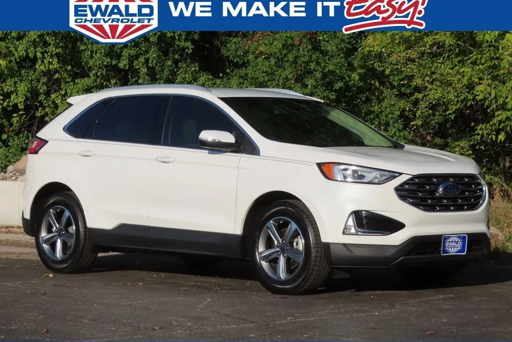 2020 Ford Edge SEL photo 1