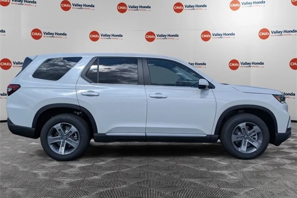 2025 Honda Pilot EX-L photo 1