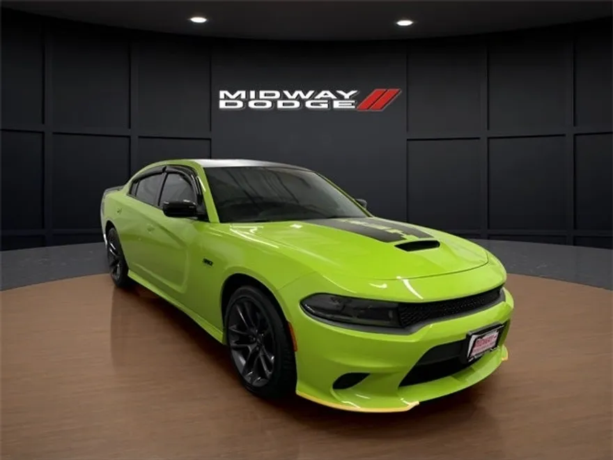 2023 Dodge Charger R/T photo 1