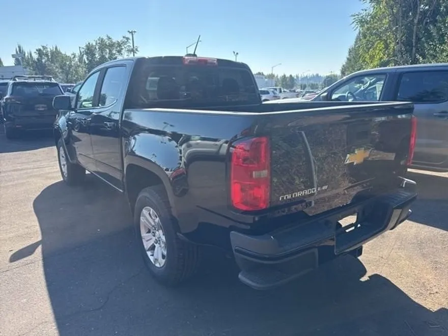 2017 Chevrolet Colorado LT photo 1