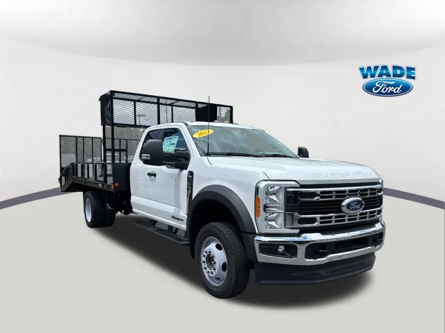 2023 Ford F-550 XL photo 1