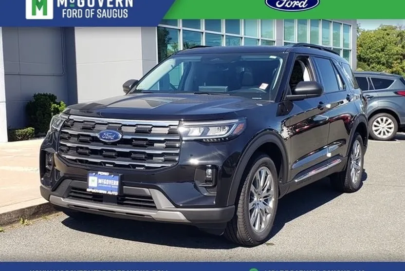 2025 Ford Explorer photo 1