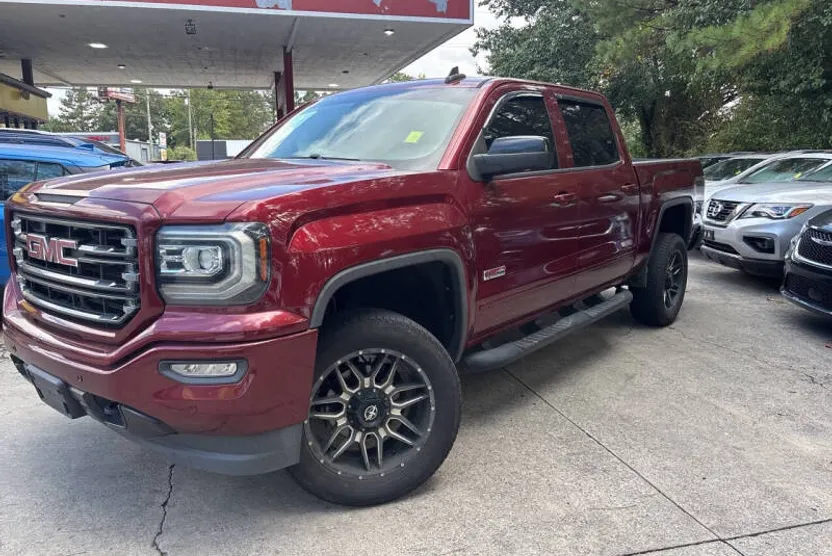 2017 Gmc Sierra 1500 SLT photo 1