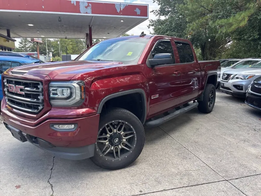 2017 Gmc Sierra 1500 SLT photo 1