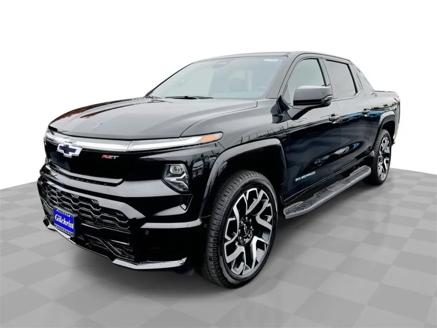 2024 Chevrolet Silverado EV RST photo 1