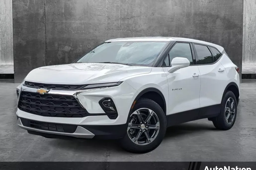 2025 Chevrolet Blazer 2LT photo 1