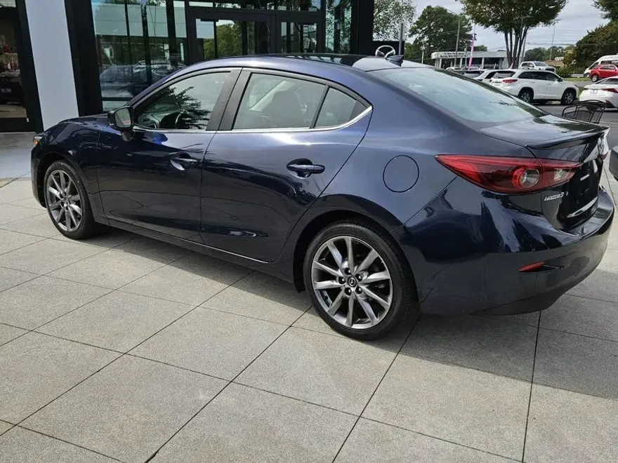 2018 Mazda Mazda3 Grand Touring photo 1