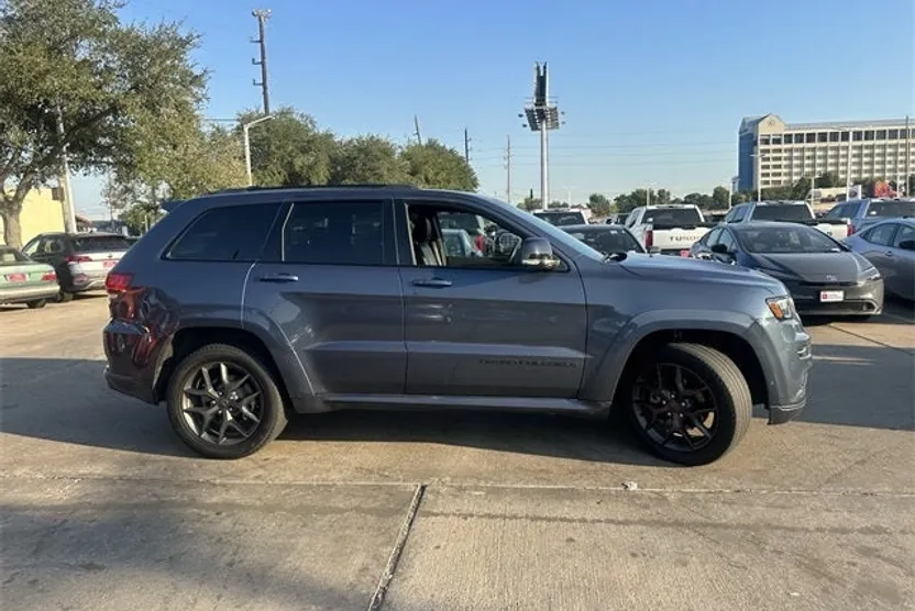 2020 Jeep Grand Cherokee Limited photo 1
