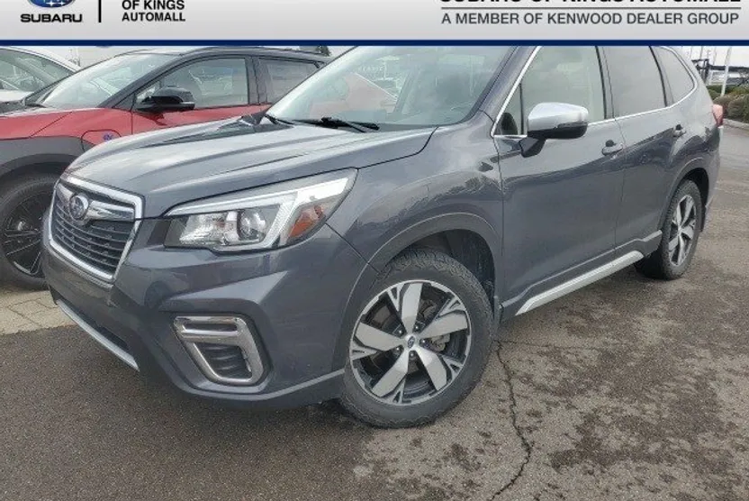 2020 Subaru Forester Touring photo 1