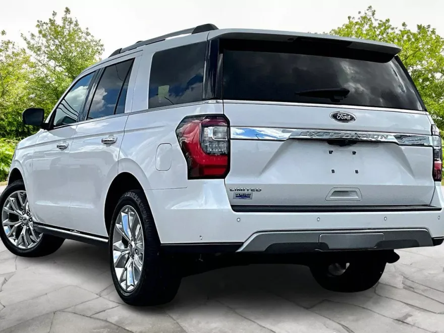 2019 Ford Expedition Limited photo 1