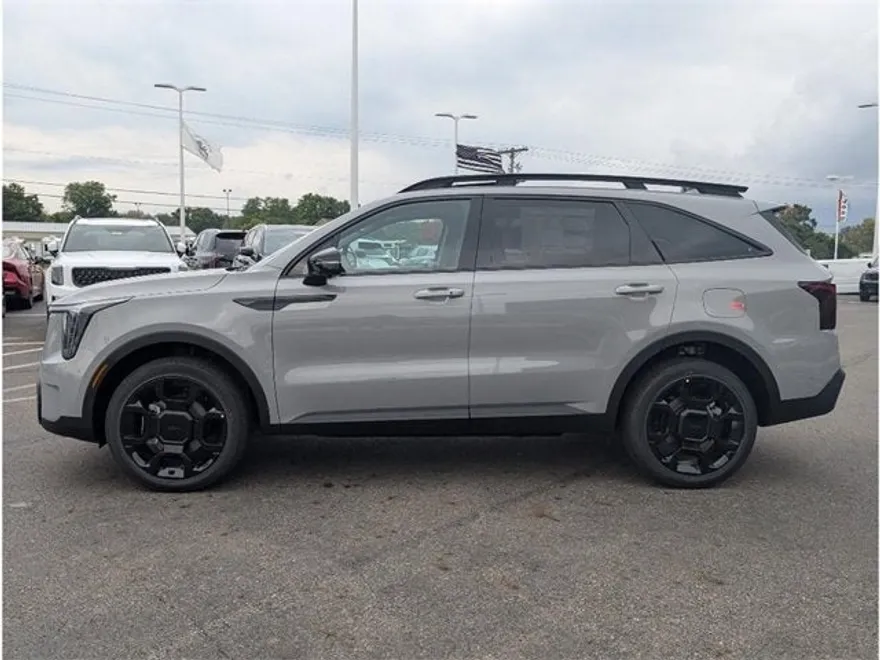 2026 Kia Sorento X-Line SX photo 1