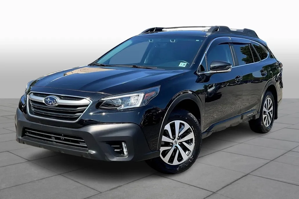 2022 Subaru Outback Premium photo 1