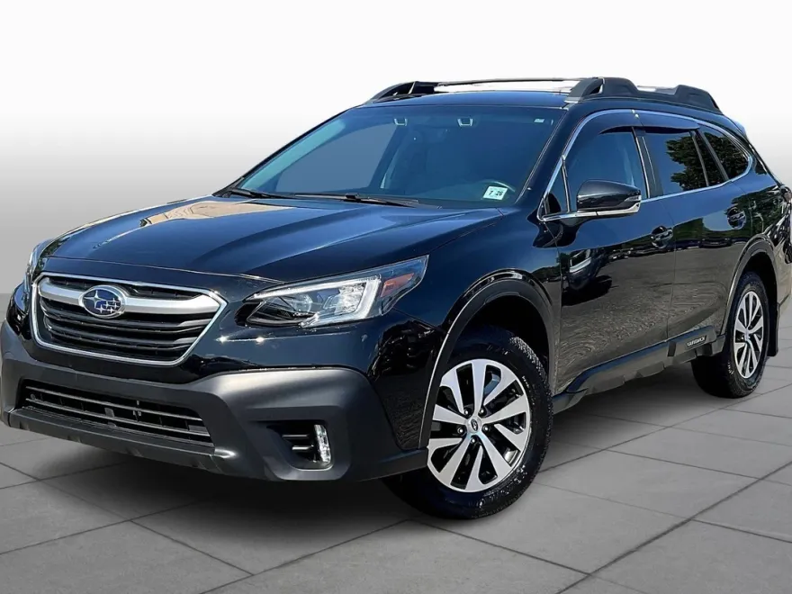 2022 Subaru Outback Premium photo 1