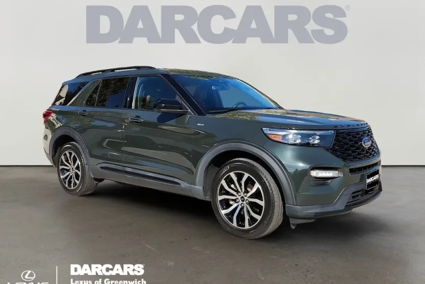 2022 Ford Explorer ST-Line photo 1
