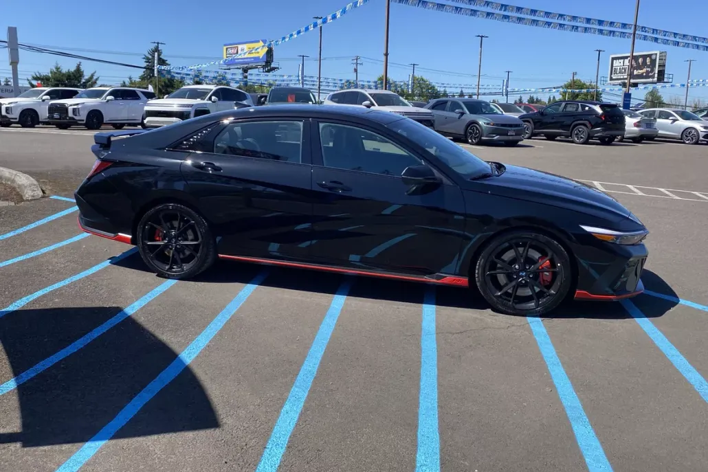 2025 Hyundai Elantra N photo 1
