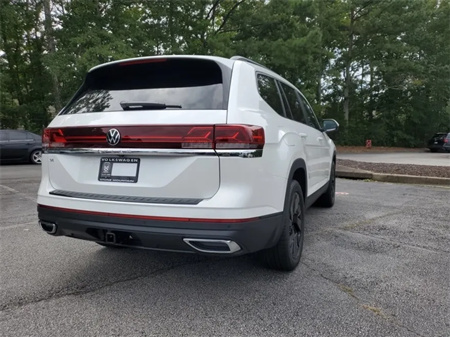 2026 Volkswagen Atlas SE Technology photo 1