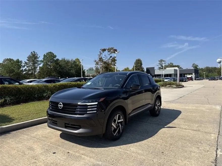 2026 Nissan Kicks SV photo 1