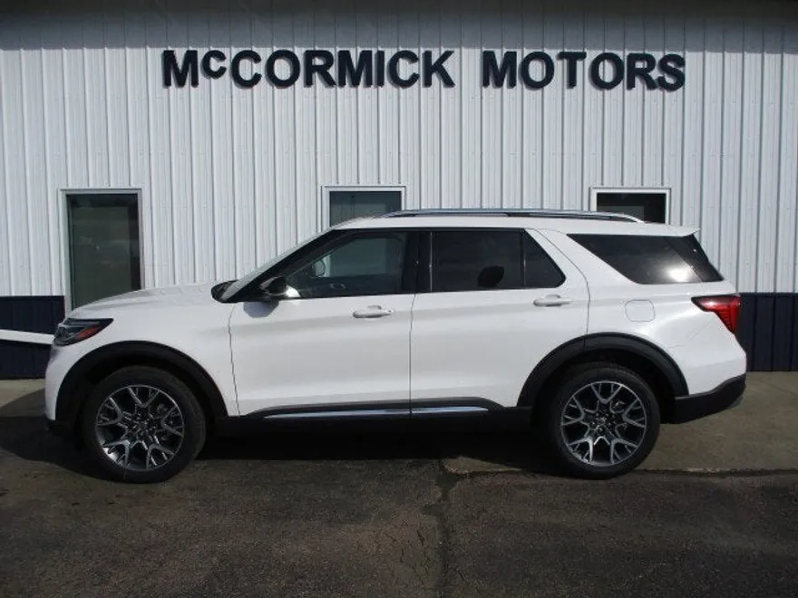 2025 Ford Explorer Platinum photo 1