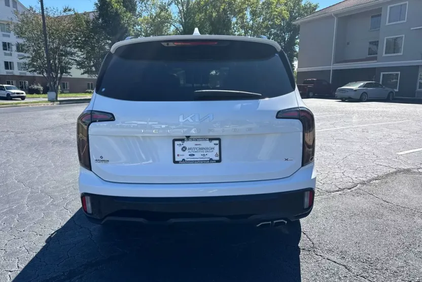 2024 Kia Telluride X-Line photo 1