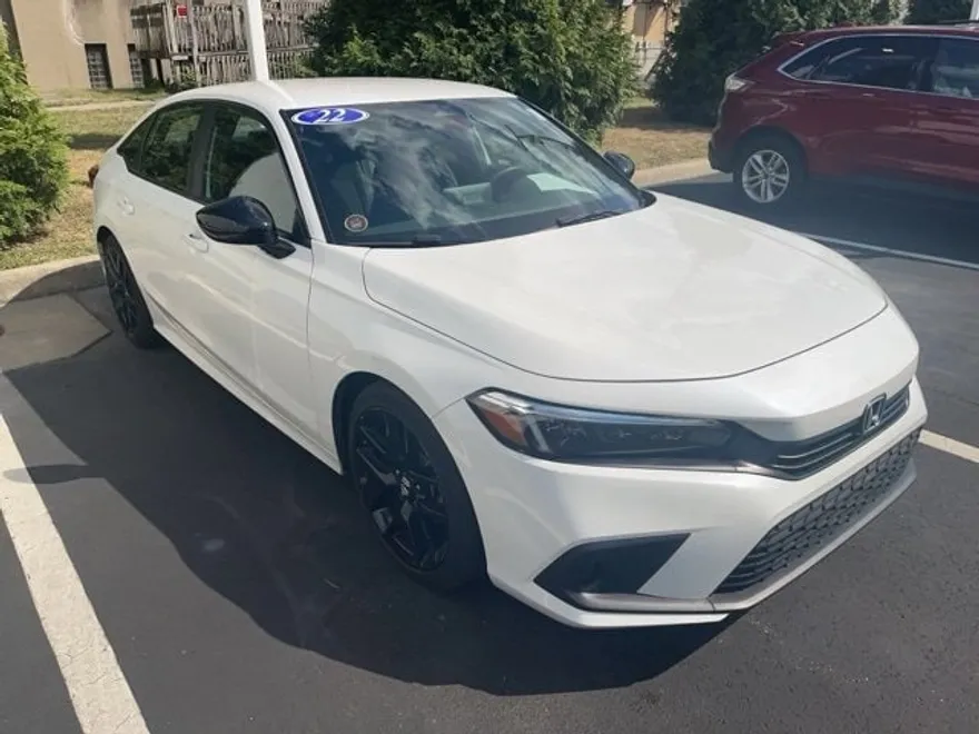 2022 Honda Civic Sport photo 1