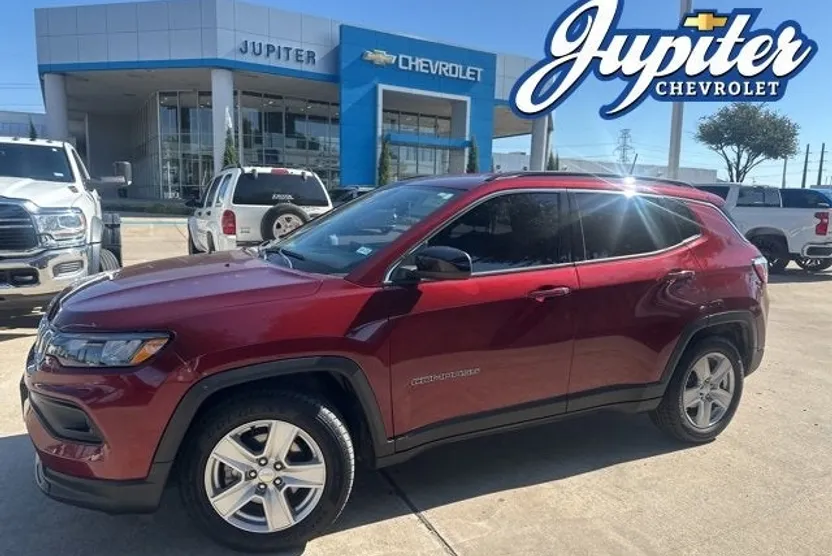 2022 Jeep Compass Latitude photo 1