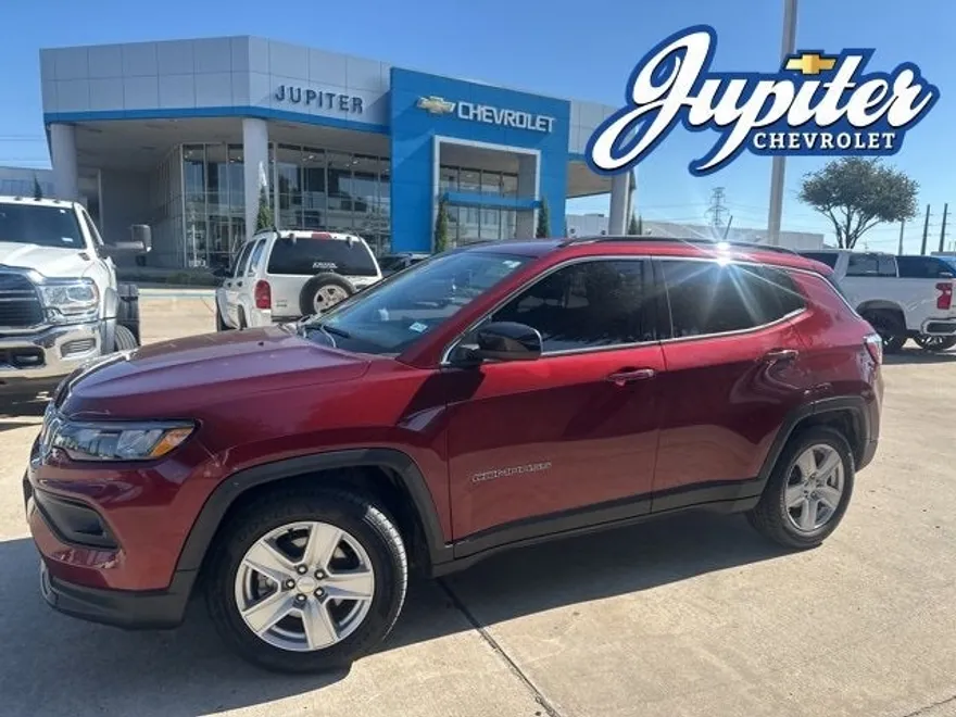 2022 Jeep Compass Latitude photo 1