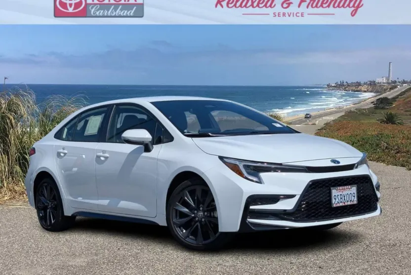 2025 Toyota Corolla Hybrid SE photo 1