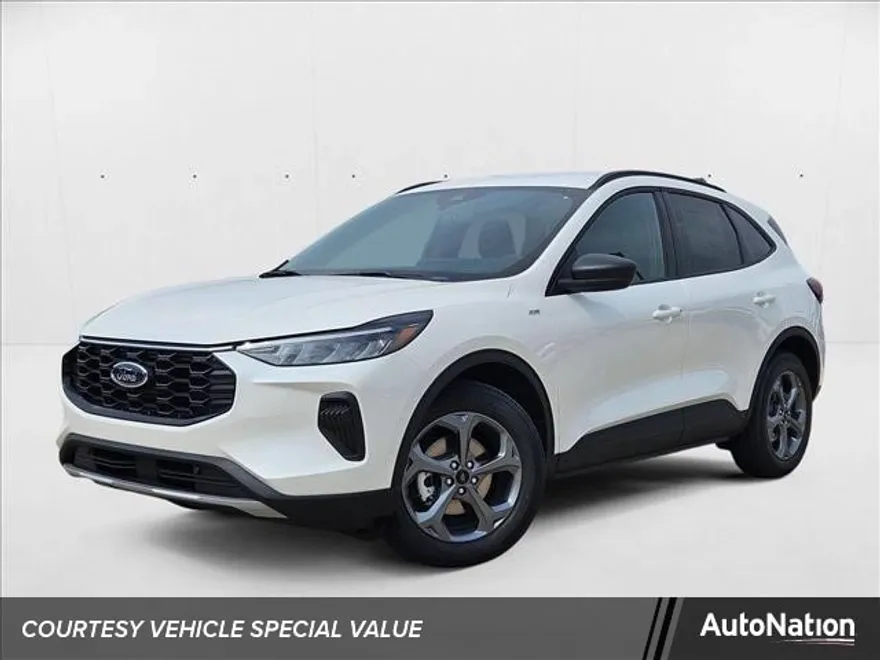 2025 Ford Escape ST-Line photo 1