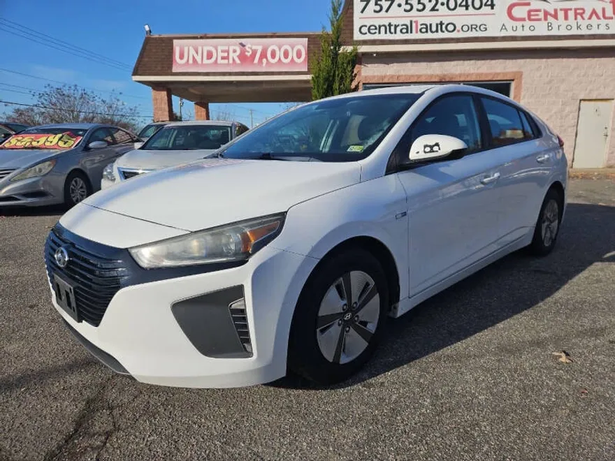 2017 Hyundai Ioniq Blue photo 1