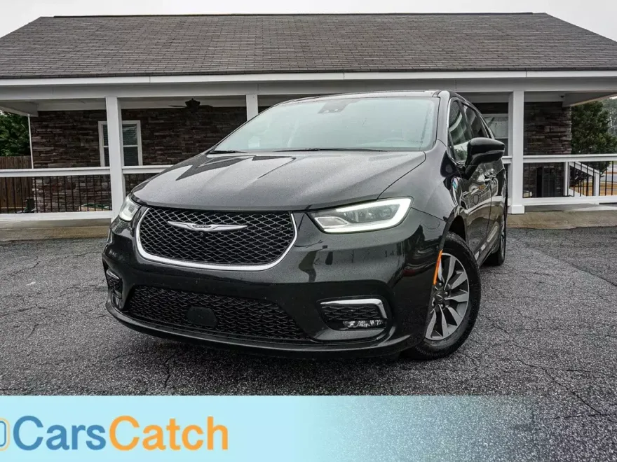 2022 Chrysler Pacifica Hybrid Touring L photo 1