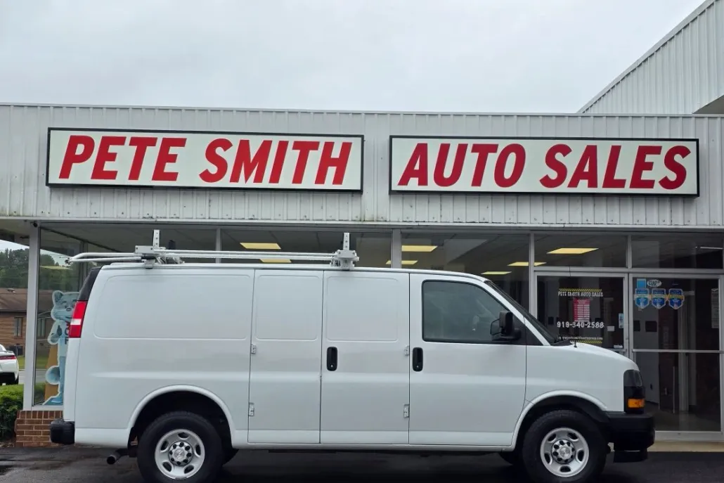 2020 Chevrolet Express 2500 Cargo photo 1